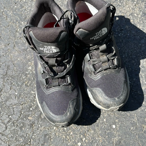 The North Face Hiking Boots - Picture 8 of 8